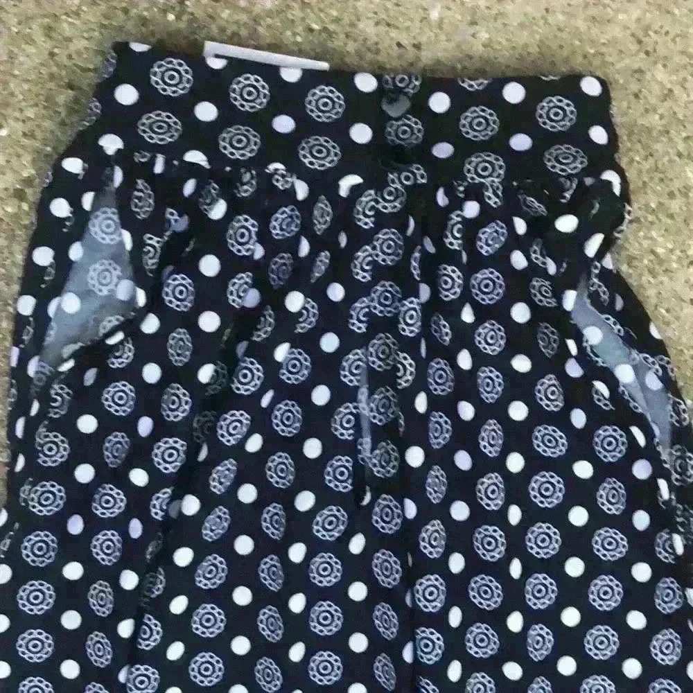 Essential Blouse - Picture 4 of 6